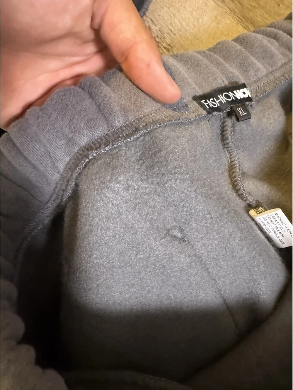 Fashion Nova Mens XL Charcoal Gray GOAT Wide Leg Cargo Sweatpants Fleece Raw Hem
